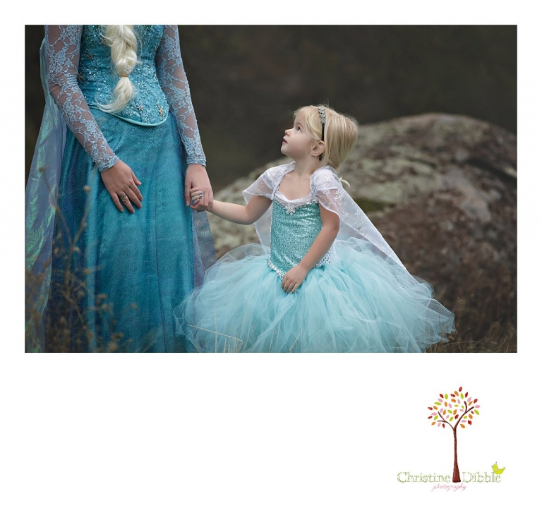 Sonora Elsa photographer Christine Dibble Photography photographs the beautiful princess Elsa as a little girl looks up at her adoringly.