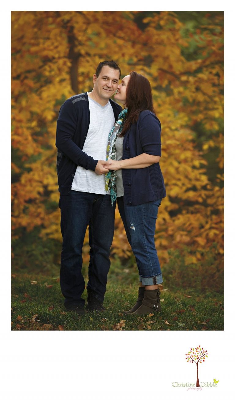 Sonora child and baby photographer Christine Dibble Photography takes first birthday portraits of a baby girl in the apple orchards at Indigeny Reserve.