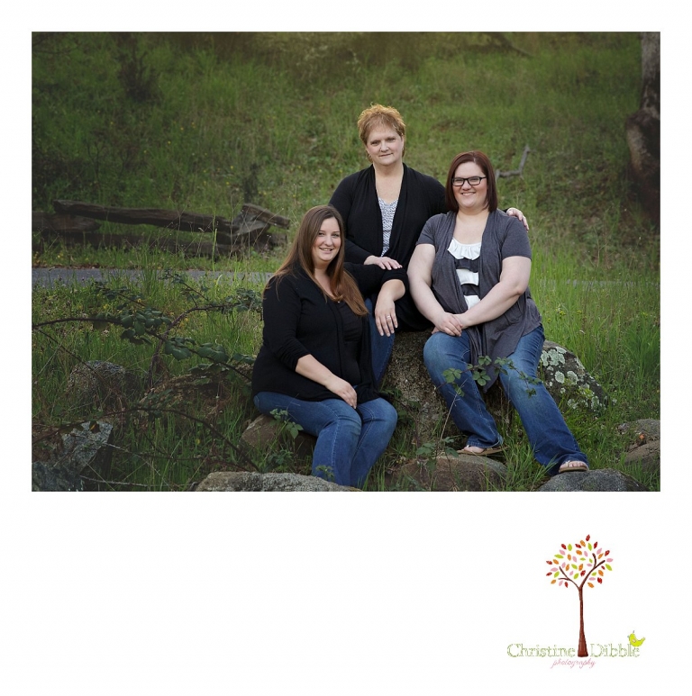 Sonora family photographer Christine Dibble Photography takes outdoor family photos at Indigeny Reserve of a mother and her two grown daughters.