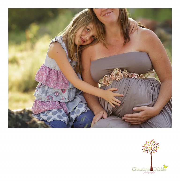 Sonora maternity photographer Christine Dibble Photography takes portraits of a daughter and her pregnant mother.