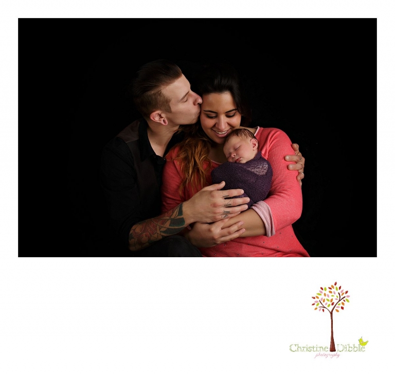 Best Sonora newborn photographer Christine Dibble Photography takes indoor studio photos of a new family with their newborn baby girl.