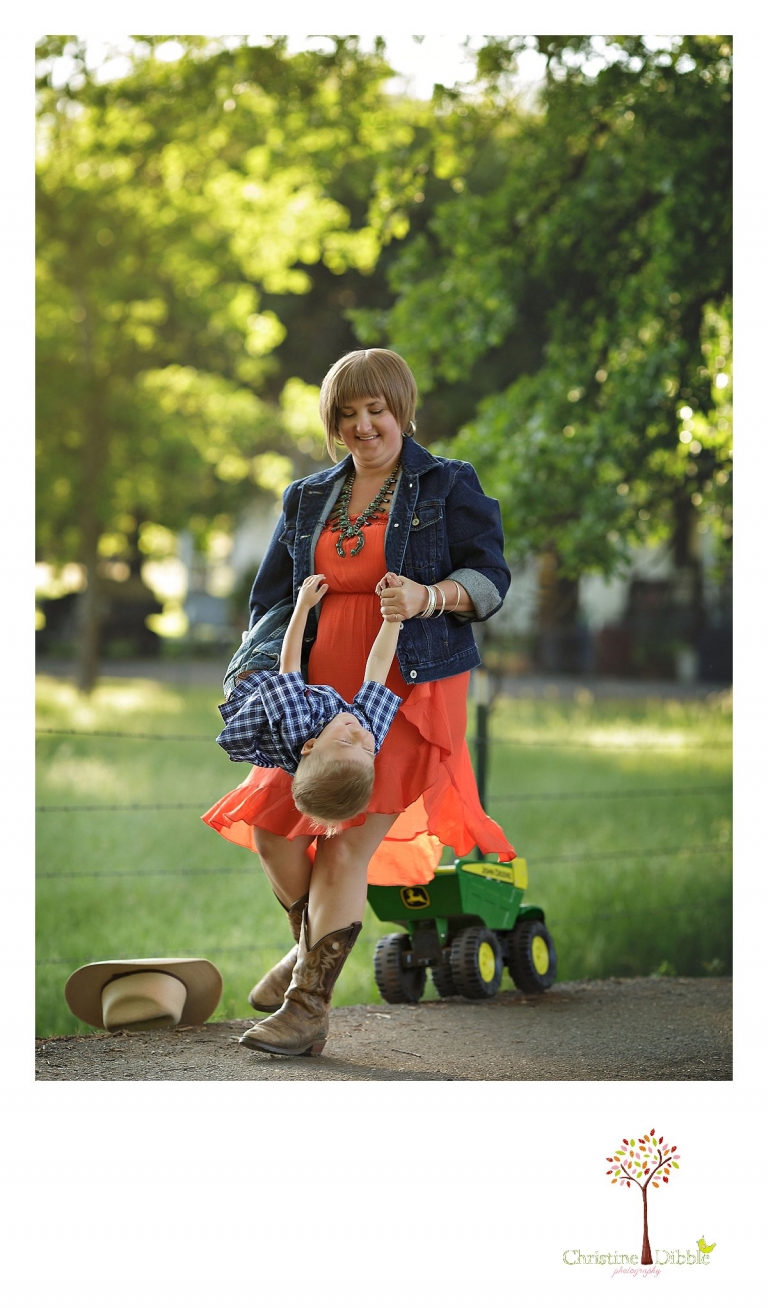 Sonora child photography by Christine Dibble Photography captures a three year old boy and his mom playing at a ranch.