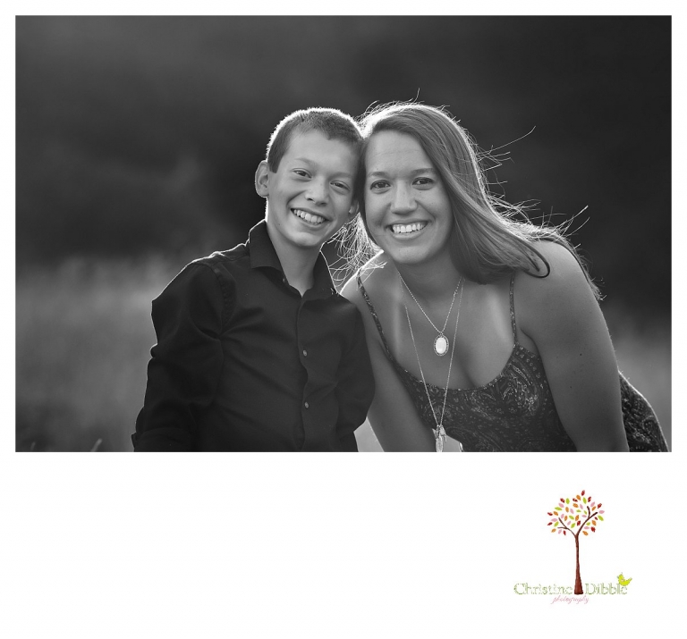 Sonora family photographer Christine Dibble Photography takes family portraits of a family celebrating their daughter's college graduation and son's eighth grade graduation.