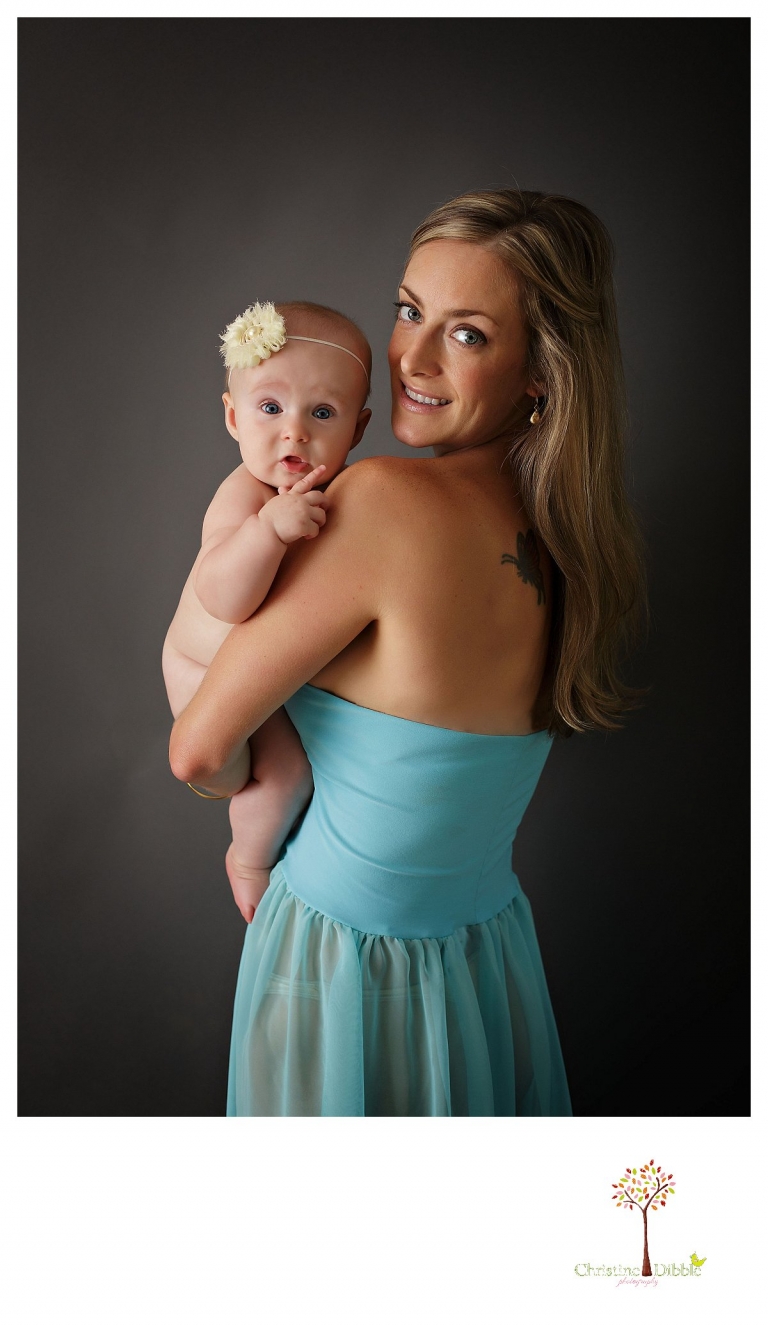 Sonora baby photographer Christine Dibble Photography takes studio portraits for a mommy and me session.