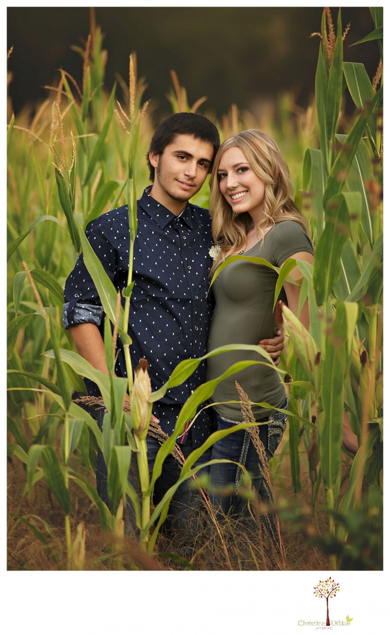Sonora photographer Christine Dibble Photography takes Summerville senior portraits of a senior girl in the fall outside at Indigeny Reserve.
