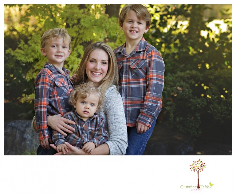 Sonora and Murphys family and child photographer Christine Dibble Photography takes fall family photos at Ironstone Vineyards of a family with small children.