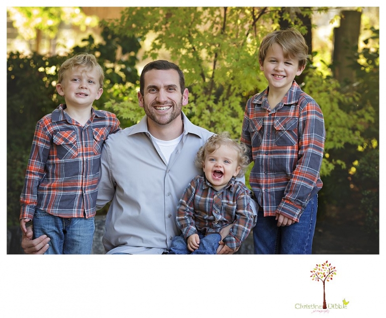 Sonora and Murphys family and child photographer Christine Dibble Photography takes fall family photos at Ironstone Vineyards of a family with small children.