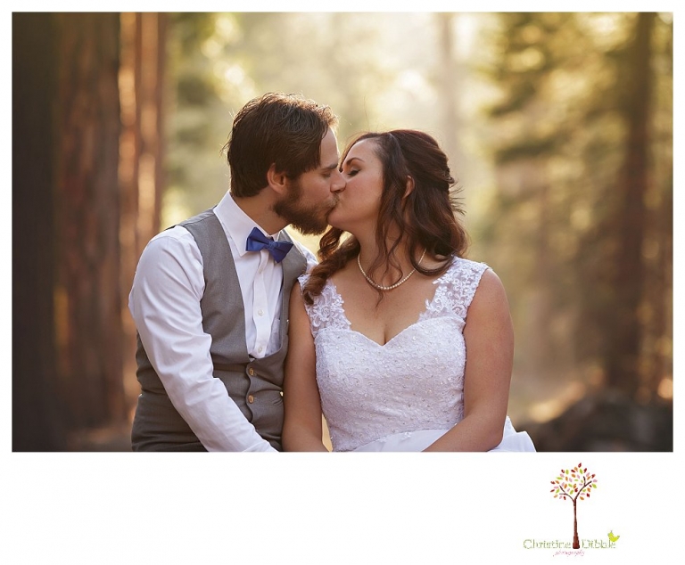 Sonora and Pinecrest wedding photographer Christine Dibble Photography takes wedding photos at a Pinecrest elopement.