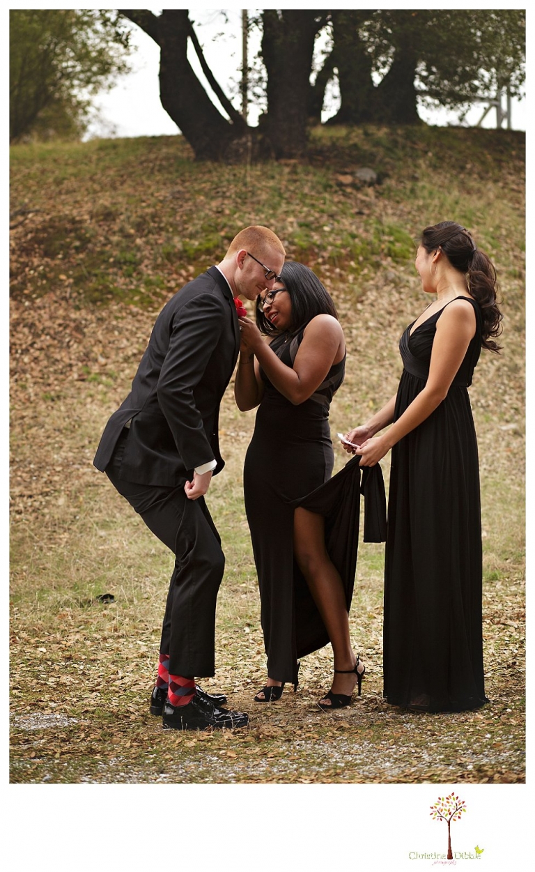 Sonora wedding photographer Christine Dibble Photography photographs a January wedding at the Sonora Opera Hall with bright colors and Nigerian traditions.