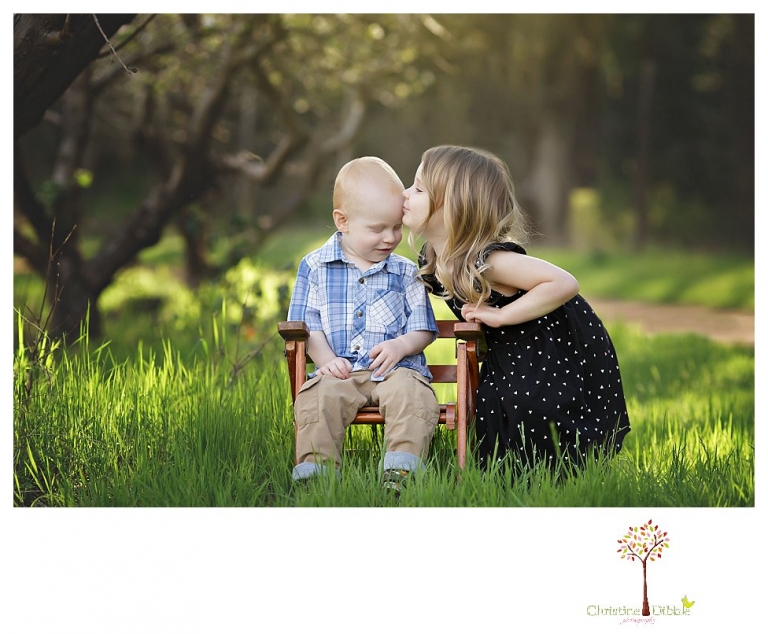 Sonora Child Photographer Christine Dibble Photography takes outdoor spring portraits of two young siblings at Indigeny Reserve while they play and explore.