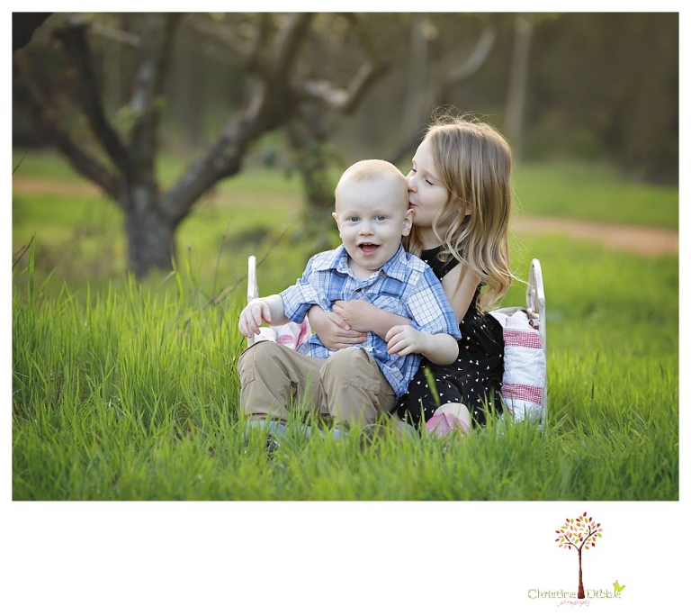Sonora Child Photographer Christine Dibble Photography takes outdoor spring portraits of two young siblings at Indigeny Reserve while they play and explore.