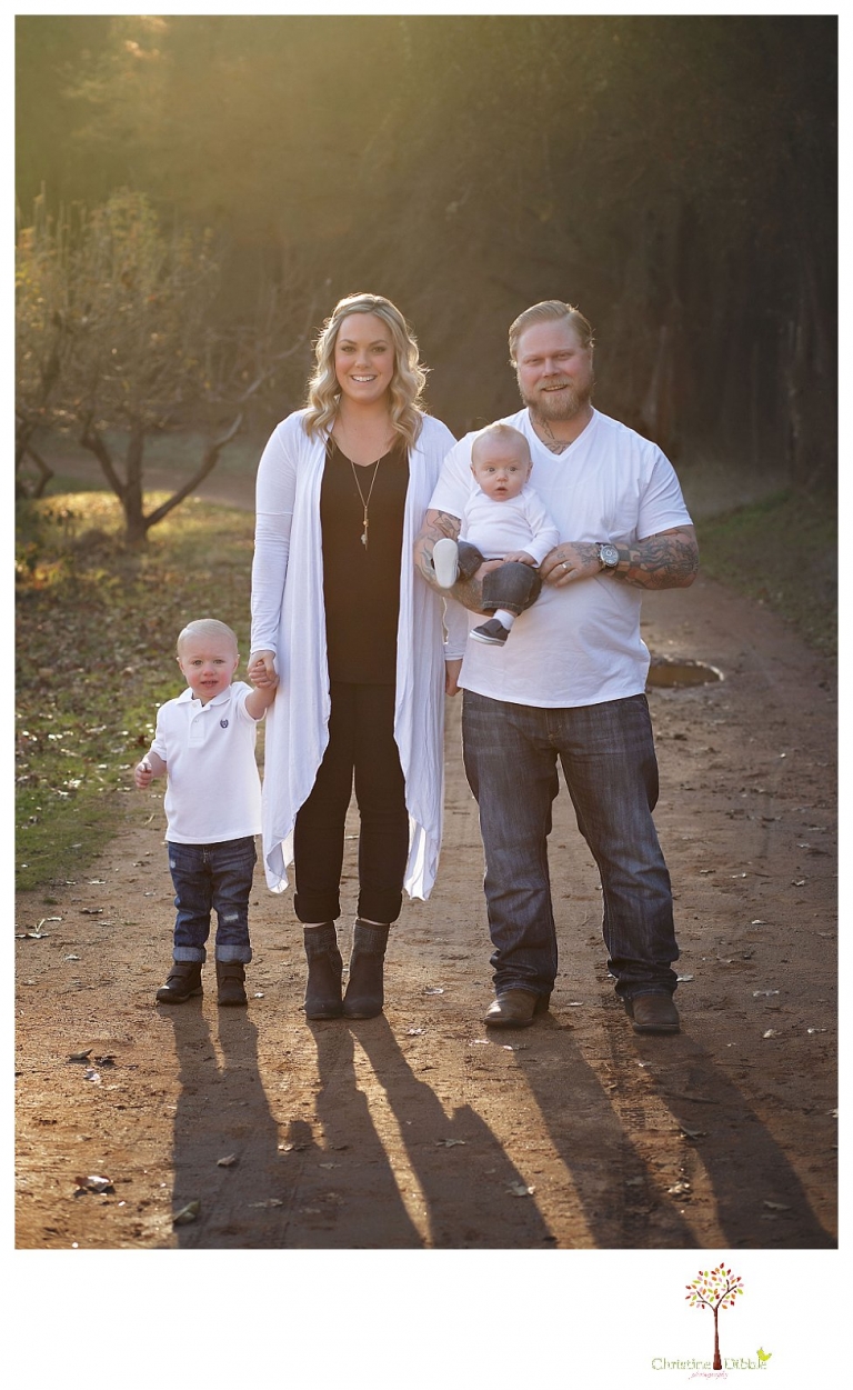 Sonora Family photographer Christine Dibble Photography takes extended family portraits at Indigeny Reserve to document a family all together as one fights cancer.