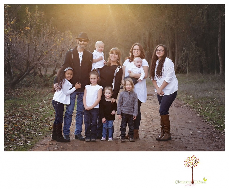 Sonora Family photographer Christine Dibble Photography takes extended family portraits at Indigeny Reserve to document a family all together as one fights cancer.