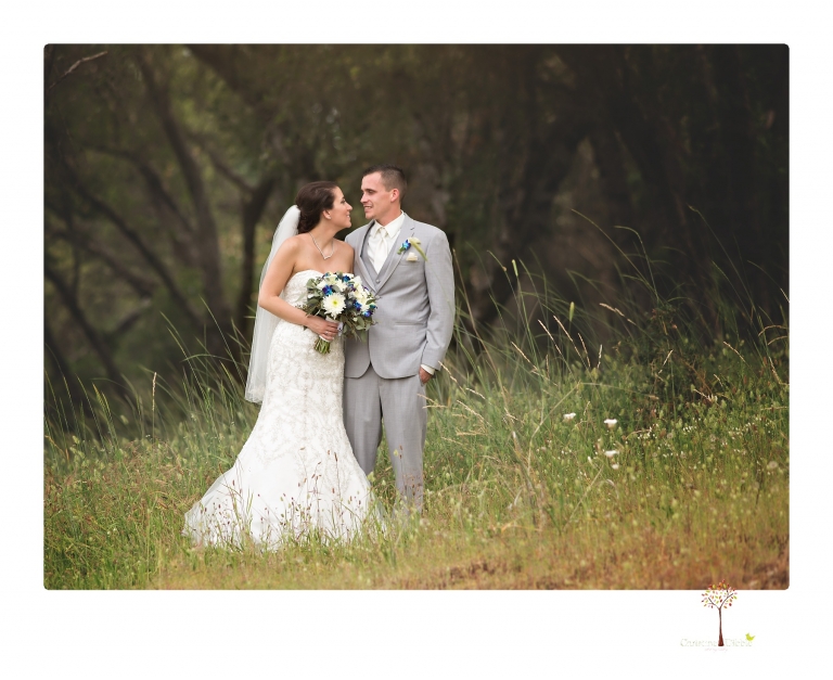 Sonora Wedding Photographer Christine Dibble Photography takes wedding photos at a Black Oak Casino Resort wedding.