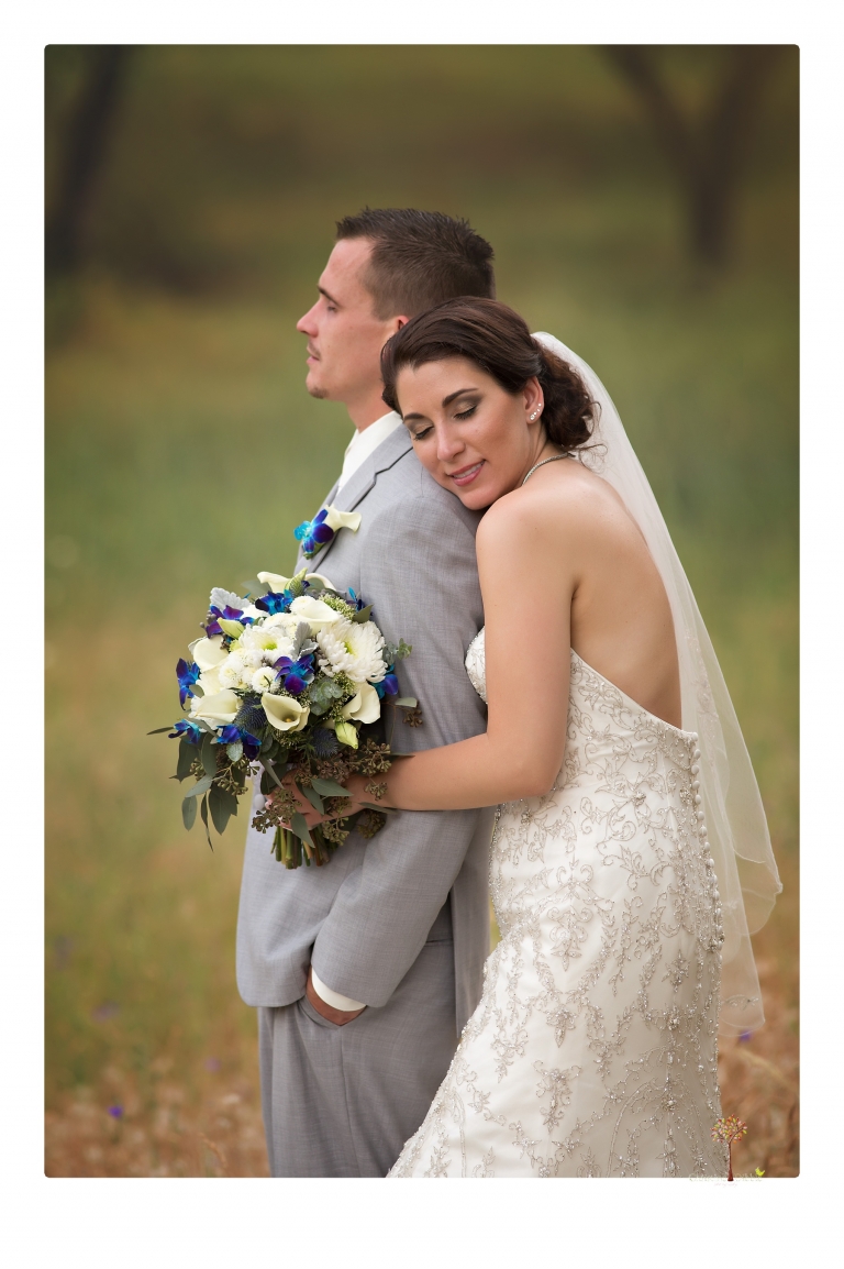 Sonora Wedding Photographer Christine Dibble Photography takes wedding photos at a Black Oak Casino Resort wedding.