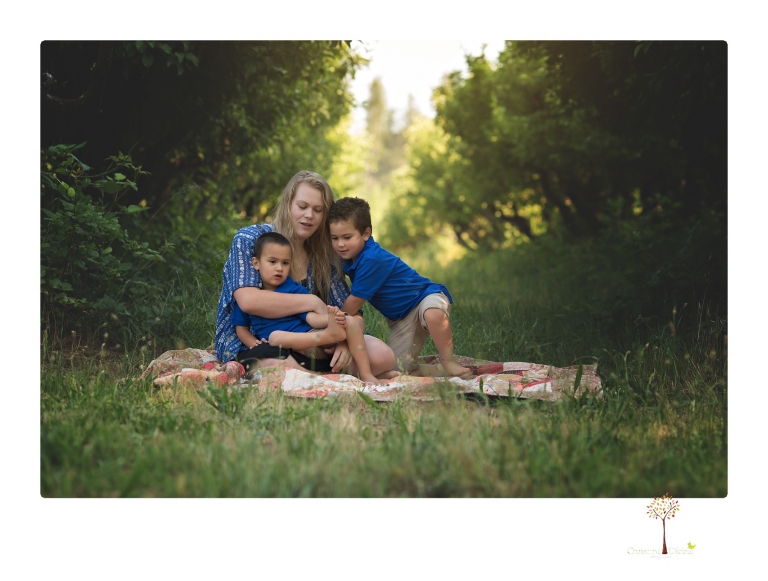 Sonora family photographer Christine Dibble Photography takes photos of a mom and her boys as they wander around Indigeny Reserve.