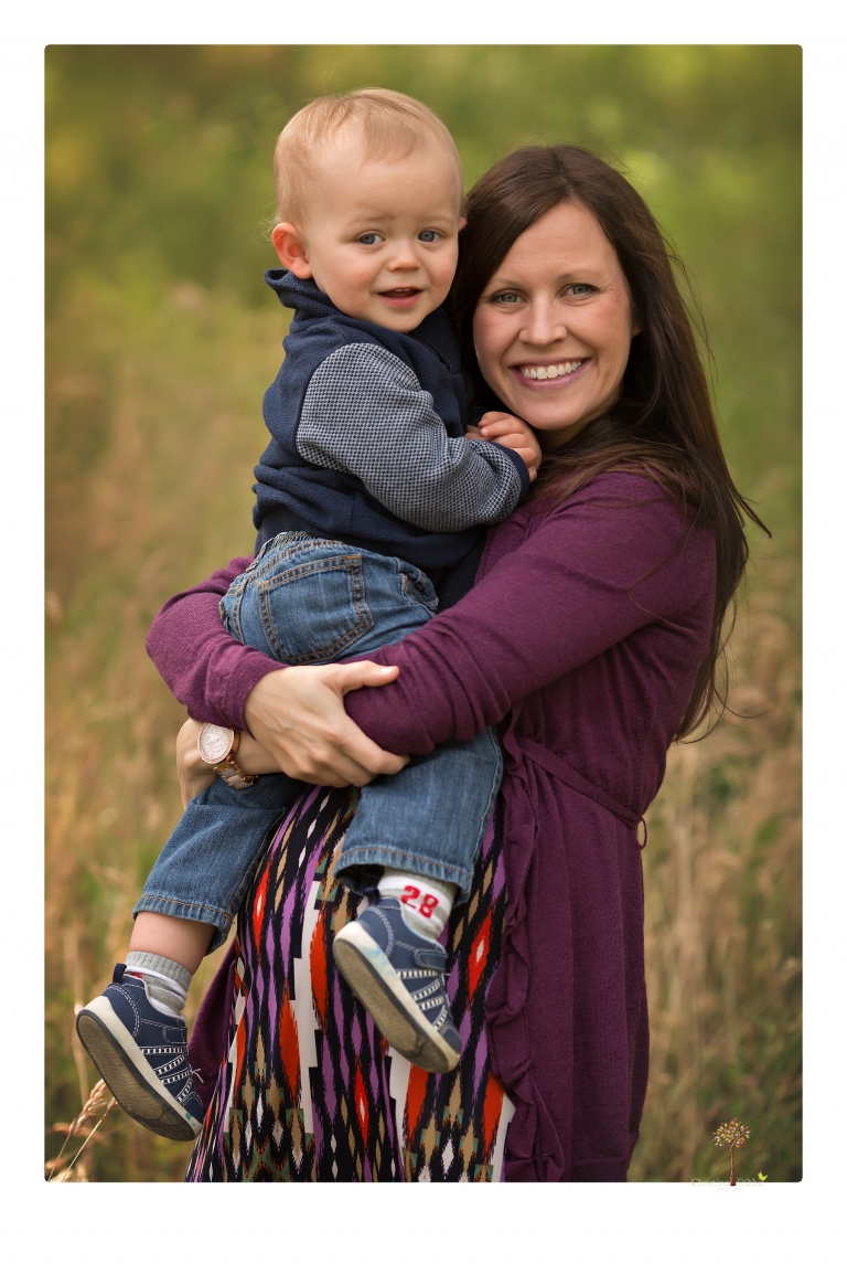 Sonora maternity photographer Christine Dibble Photography photographs a mommy and me maternity session at Indigeny Reserve.