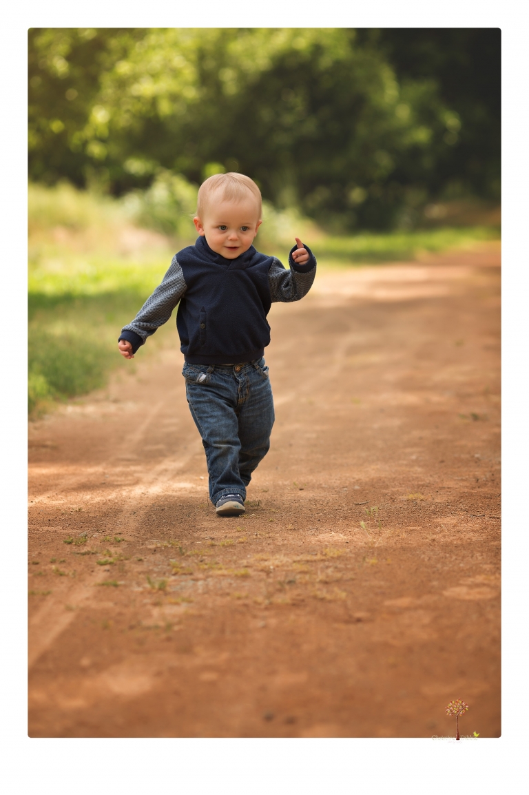 Sonora maternity photographer Christine Dibble Photography photographs a mommy and me maternity session at Indigeny Reserve.