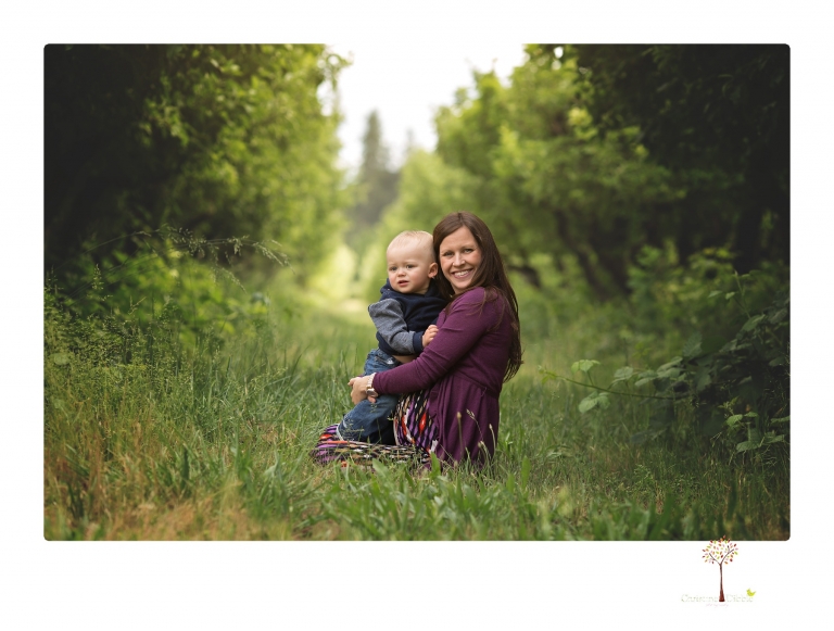 Sonora maternity photographer Christine Dibble Photography photographs a mommy and me maternity session at Indigeny Reserve.