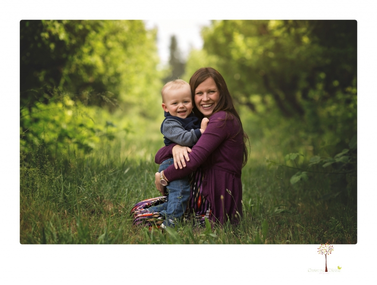 Sonora maternity photographer Christine Dibble Photography photographs a mommy and me maternity session at Indigeny Reserve.