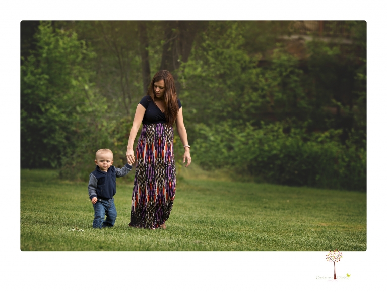 Sonora maternity photographer Christine Dibble Photography photographs a mommy and me maternity session at Indigeny Reserve.