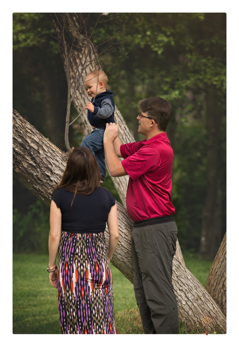 Sonora maternity photographer Christine Dibble Photography photographs a mommy and me maternity session at Indigeny Reserve.