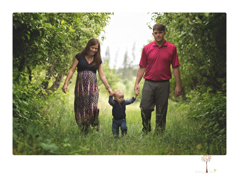 Sonora maternity photographer Christine Dibble Photography photographs a mommy and me maternity session at Indigeny Reserve.