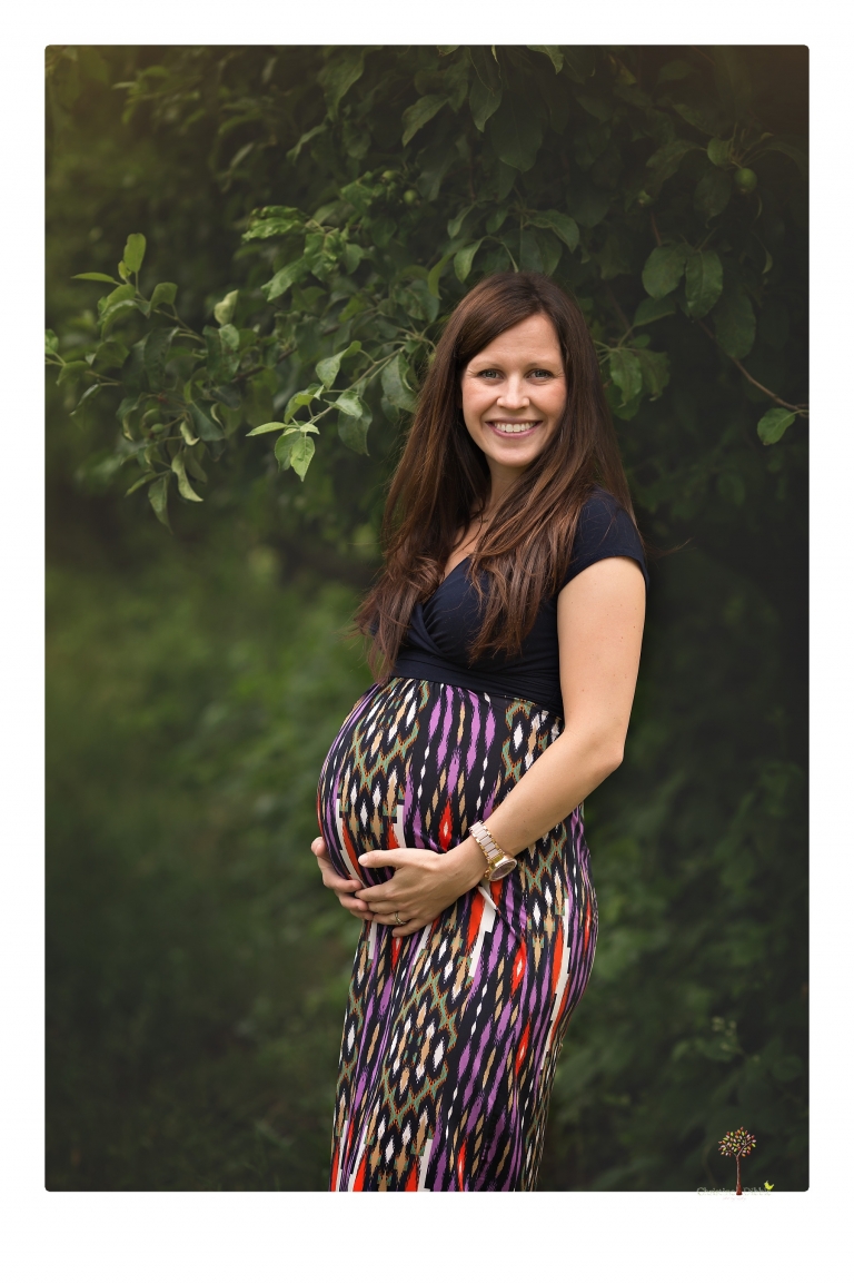Sonora maternity photographer Christine Dibble Photography photographs a mommy and me maternity session at Indigeny Reserve.