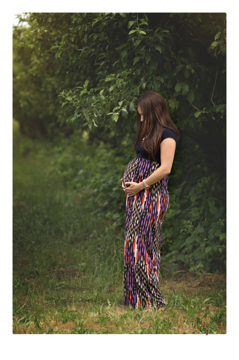 Sonora maternity photographer Christine Dibble Photography photographs a mommy and me maternity session at Indigeny Reserve.