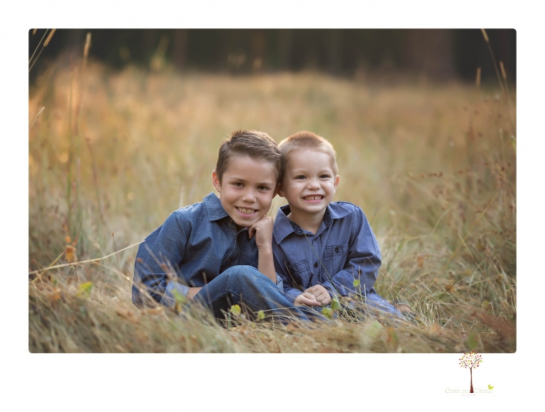 Sonora photographer Christine Dibble Photography takes family portraits at Pinecrest Lake in a golden lit field and on the beach.