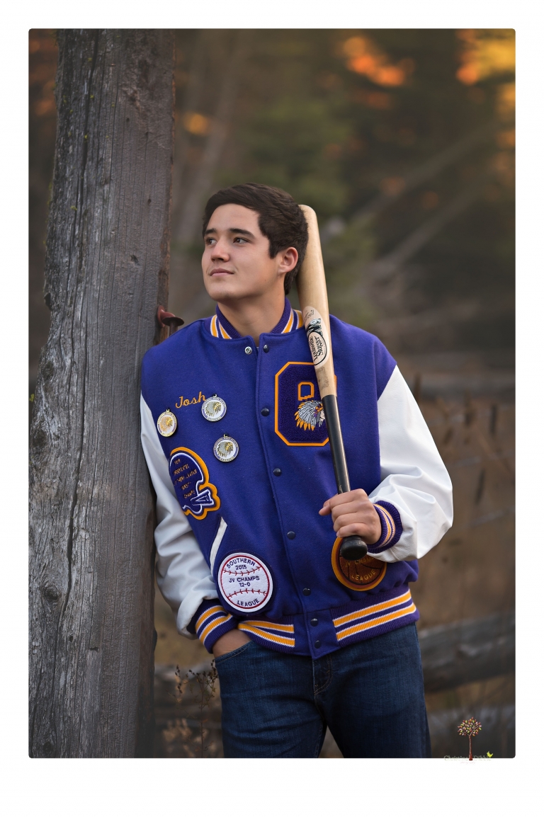 Orestimba senior portrait photographer Christine Dibble Photography of Sonora takes senior and family portraits of a football, baseball and basketball player in Long Barn.