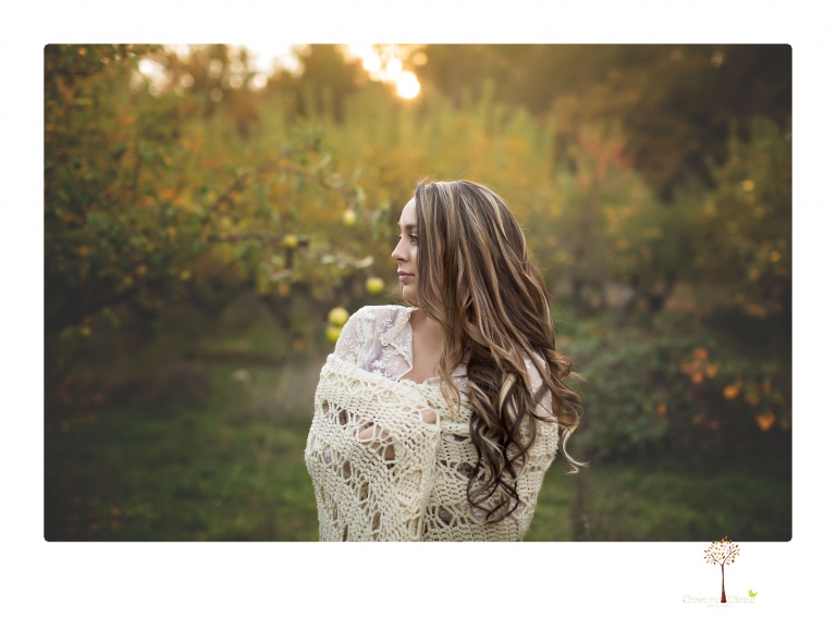 Sonora and Summerville Senior Portrait photographer Christine Dibble Photography takes senior portraits at Indigeny Reserve of a girl with vintage suitcases, a classic Ford Mustang, and her little dog, Pumpkin.