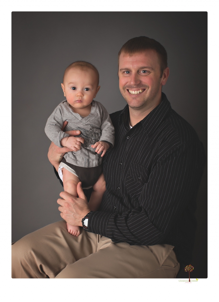 Sonora baby and child photographer Christine Dibble Photography takes three month portraits of a baby boy and his parents in the studio.