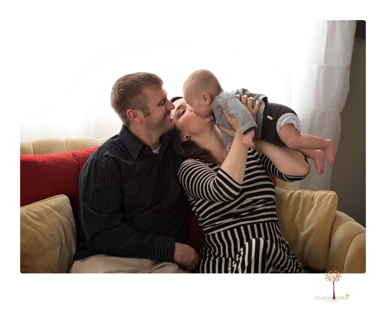 Sonora baby and child photographer Christine Dibble Photography takes three month portraits of a baby boy and his parents in the studio.