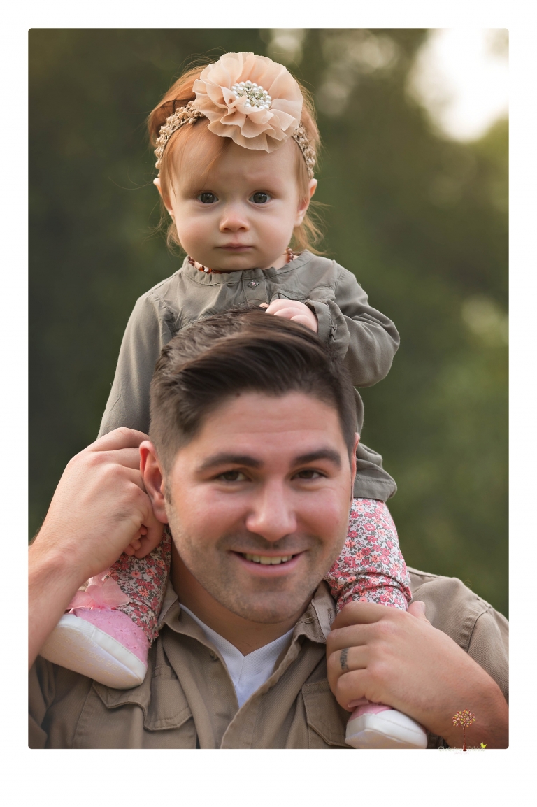 Sonora family photographer Christine Dibble Photography takes family portraits of a family at Indigeny Reserve with their baby girl.