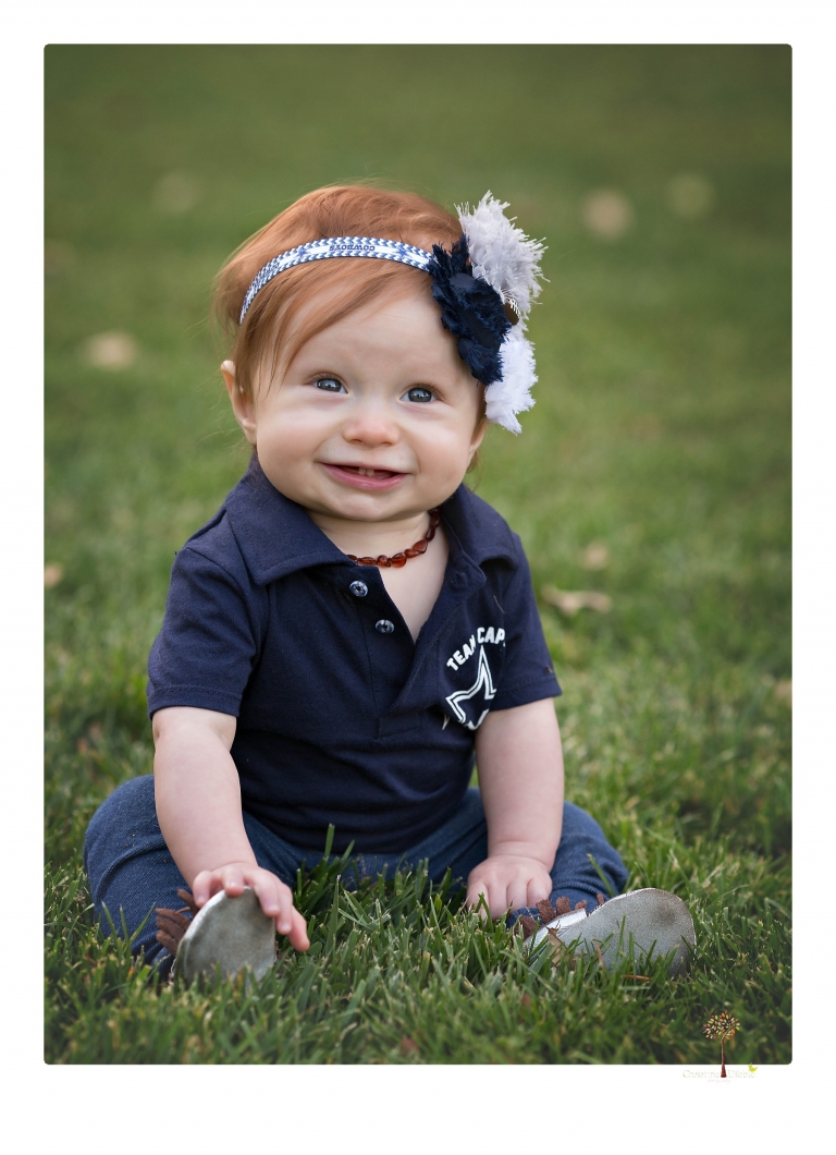 Sonora family photographer Christine Dibble Photography takes family portraits of a family at Indigeny Reserve with their baby girl.