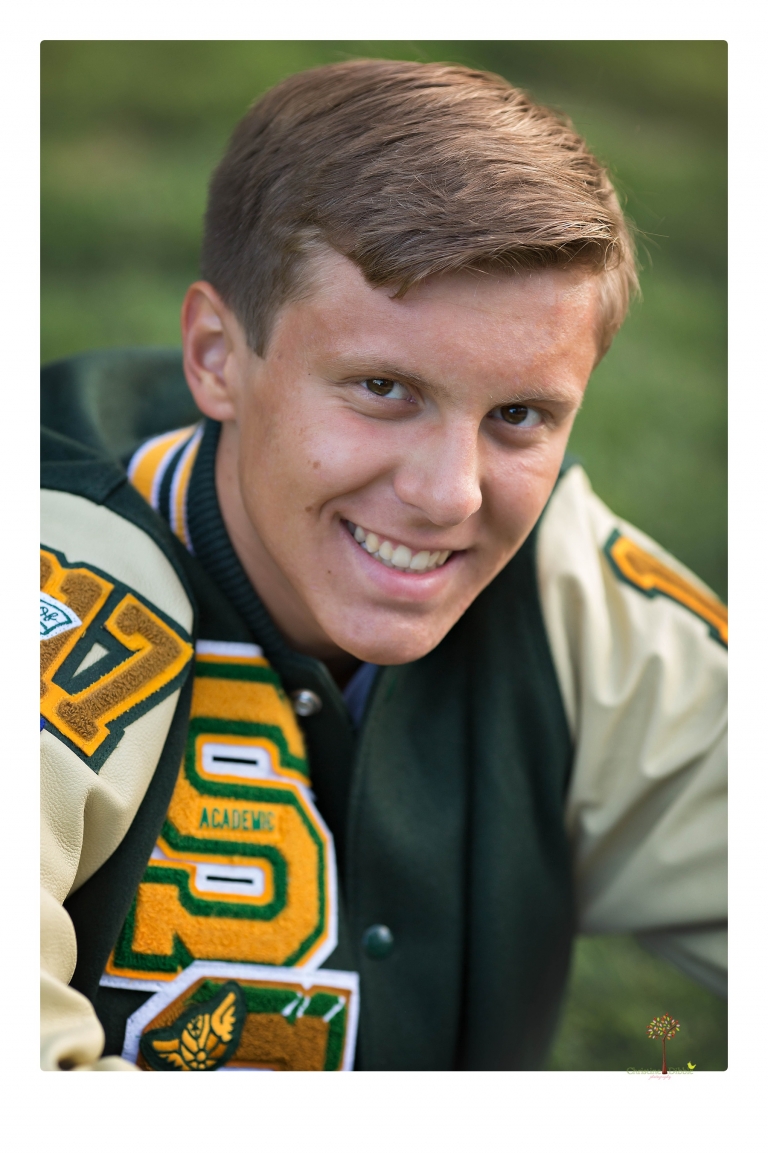 Sonora senior portrait photographer Christine Dibble Photography takes senior portraits of a Sonora High water polo player at Indigeny Reserve.