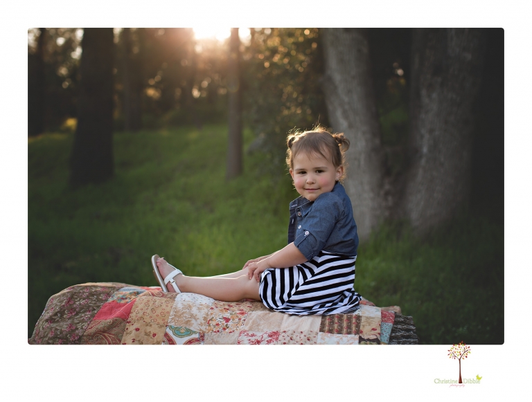 maternity portraits at Indigeny, photographed by Christine Dibble Photography of Sonora, include photos of mom and her baby belly, the whole family, and big sister as they play.