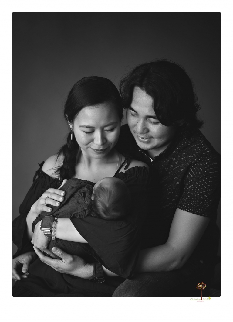 Sonora newborn photography by Christine Dibble Photography includes studio newborn portraits of family and baby.