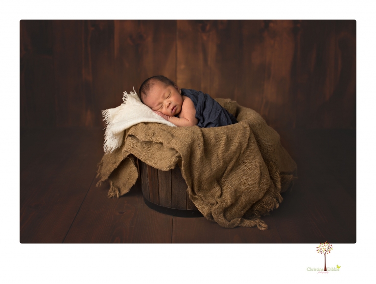 Sonora newborn photography by Christine Dibble Photography includes studio newborn portraits of family and baby.