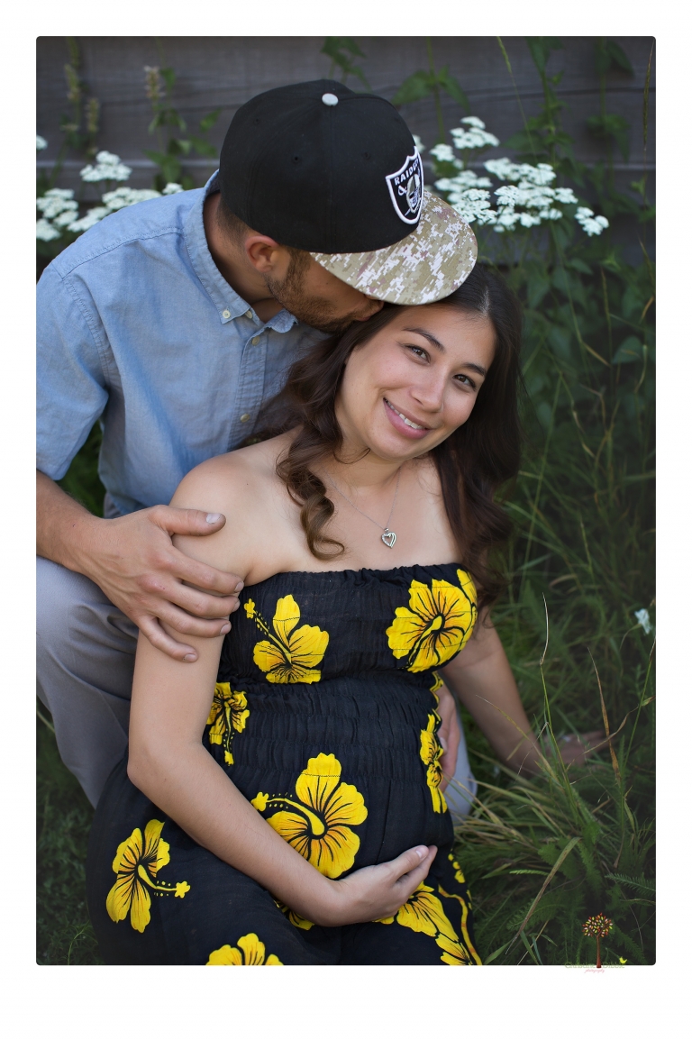Sonora Maternity Photographer Christine Dibble Photography photographs a maternity session in a flower field.