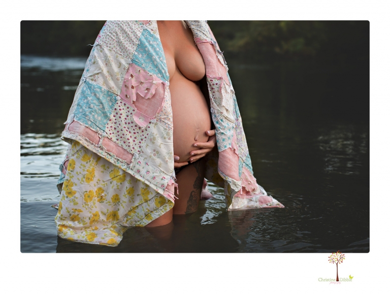 Sonora maternity photographer Christine Dibble Photography takes unique maternity portraits in the river at Knights Ferry of a family and mother of three.