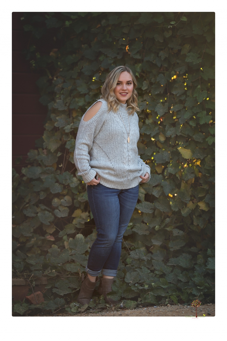 Sonora Senior Portrait photographer Christine Dibble Photography takes Sonora High School senior portraits of a guitarist in Columbia.