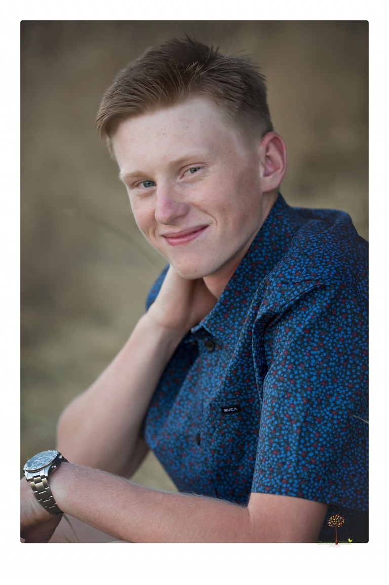 Sonora senior portrait photographer Christine Dibble Photography takes senior portraits of a Summerville High golfer at Little Sweden and Phoenix Lake Country Club.